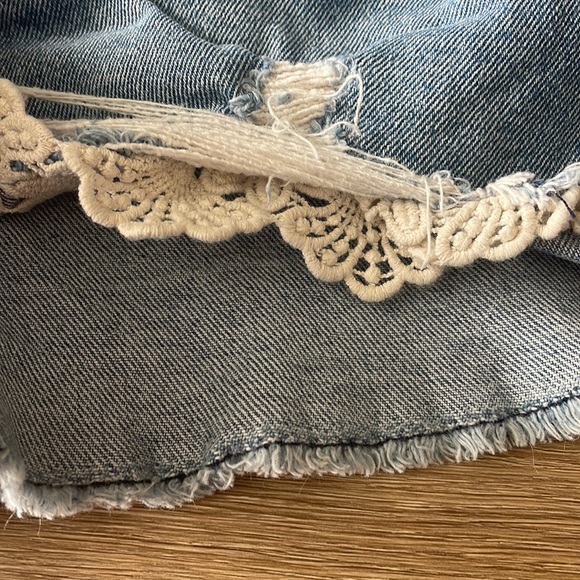 High Rise Shorts - Picture 3 of 4